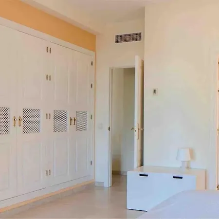 Seaview & Private Garden Cabo Pino * Marbella