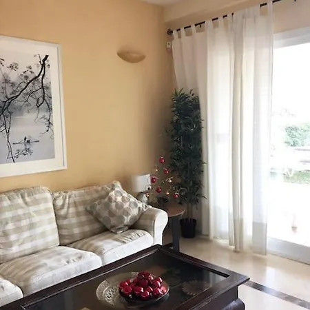 Seaview & Private Garden Cabo Pino *