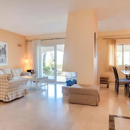 Seaview & Private Garden Cabo Pino *