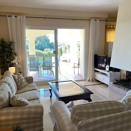 Apartment Seaview & Private Garden Cabo Pino *