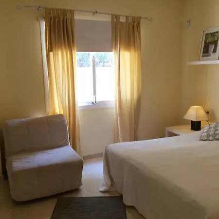 Seaview & Private Garden Cabo Pino *